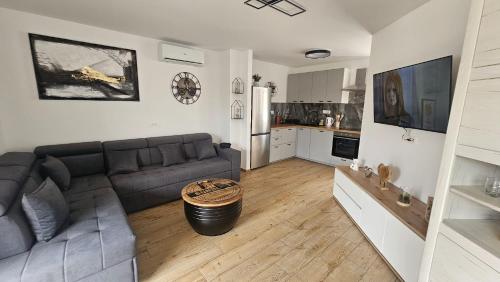 Apartments Adela