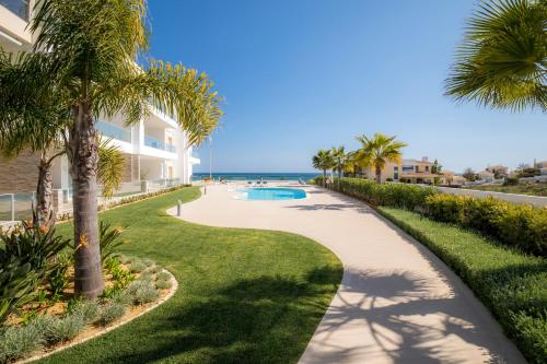 Beach View Apartment by Blue Diamond 101