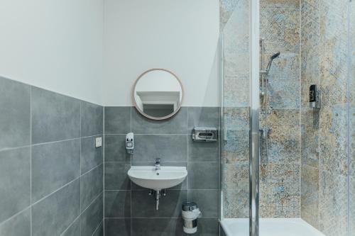 Koupelna v ubytování Hotel Commerz Hamburg