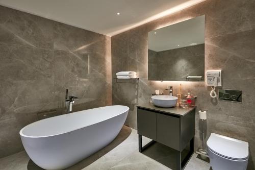 O baie la Hotel 430