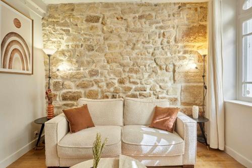 Apartment Pantheon Nôtre Dame by Studio prestige