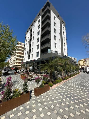Trio Apartment