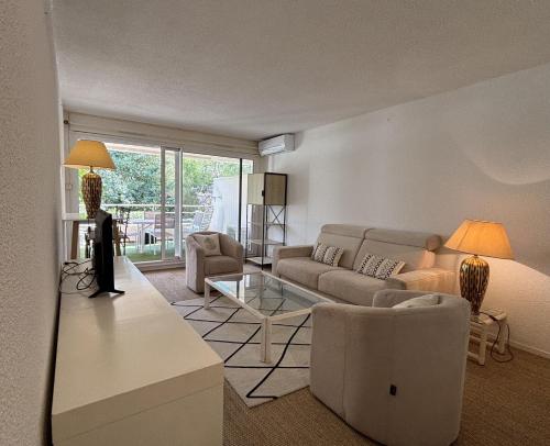 Summer Studio by Halldis