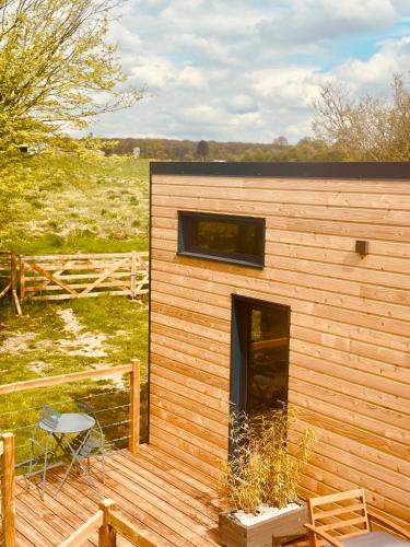 Φωτογραφία από το άλμπουμ του tiny house & spa - Le Perche σε Manou