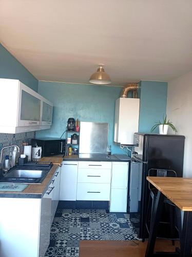 Photo de la galerie de l'établissement T2 calme et lumineux 200m gare et centre-ville, à Arras