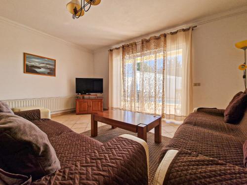 Villa Tio Pedro - Swimming Pool - For families- BY BEDZY