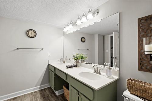 Koupelna v ubytování Oceanfront 2bd, 2ba-north Myrtle Beach