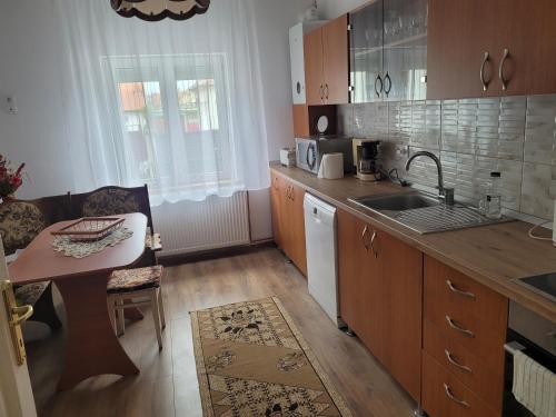 Η κουζίνα ή μικρή κουζίνα στο La matusa