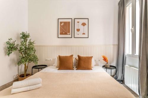 The Collection Barcelona - Historic apartment with private terrace in Example