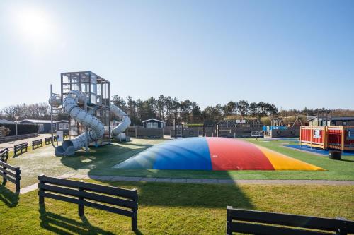 Chalet aan de bosrandにあるキッズエリア