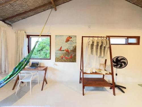 Gambar di galeri bagi Casa Ingapura Treehouse Room - Povoado Bar da Hora - 15 min de canoa para Atins - Estilo B&B - Café da Manhã Simples - Conforto di Atins