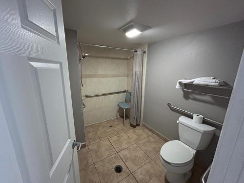 Ένα μπάνιο στο Studio 6 Mojave, CA - Airport