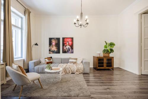 Magnificent Elegance by Magyar Street & Central Market