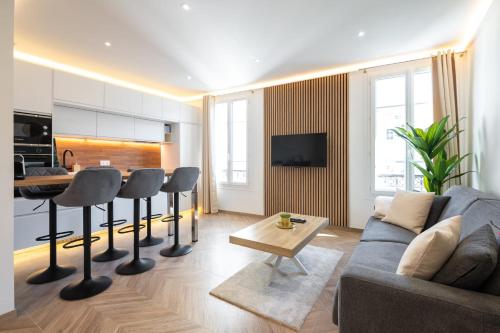 Foto Design Apartment near the Beaches of Nice