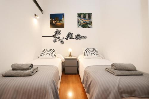 La Rambla - Catalonia Square Apt 4BD-2BTH