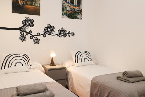 La Rambla - Catalonia Square Apt 4BD-2BTH