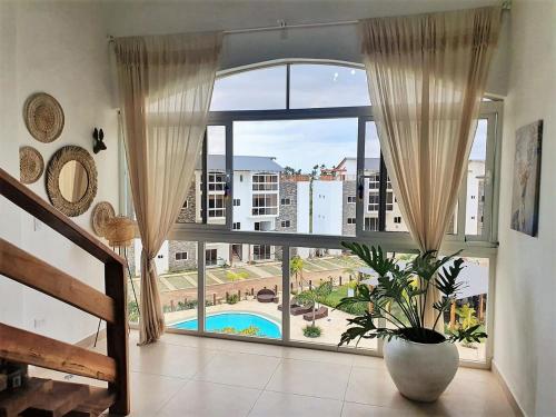 Apartment w private terrace and Jacuzzi