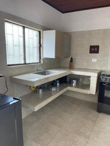 Kuchyň nebo kuchyňský kout v ubytování Cabaña en Güepsa Santander