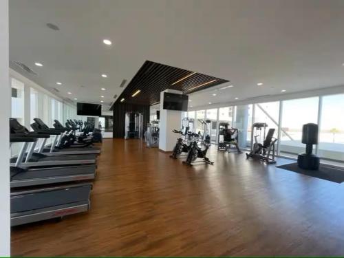 Pusat kecergasan dan/atau kemudahan kecergasan di Encantame Towers