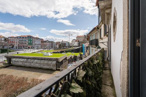 GuestReady - Old City Design Apartments