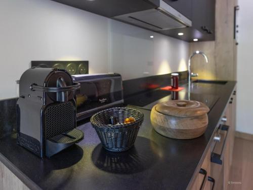 Chalet in Chantemerle with Sunny Ski Slopes