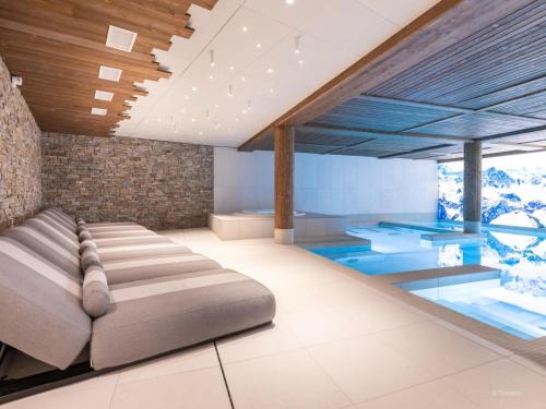 Photo de la galerie de l'établissement Apartment in Aime-La-Plagne with Ski-In Ski-Out, à Aime La Plagne