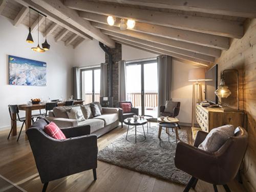 Cozy apartment in La Rosière with ski access