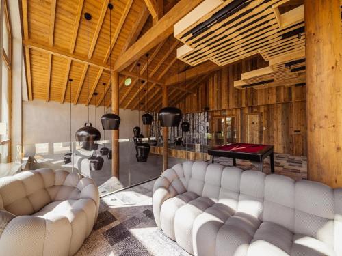 Photo de la galerie de l'établissement Apartment in Megève with Alpine Views, à Megève