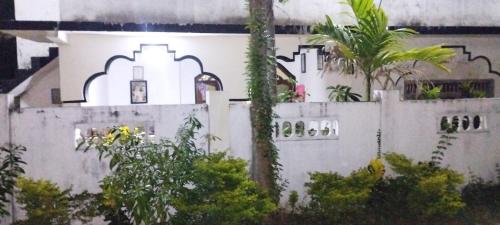 Κήπος έξω από το Ashok Guest house