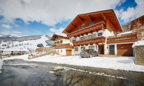 Delfi Ski & Bike Appartements by HolidayFlats24, Saalbach-Hinterglemm –  opdaterede priser for 2023