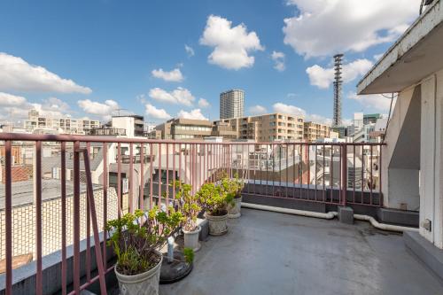 Shinjuku Vintage Rooftop Terrace Stay