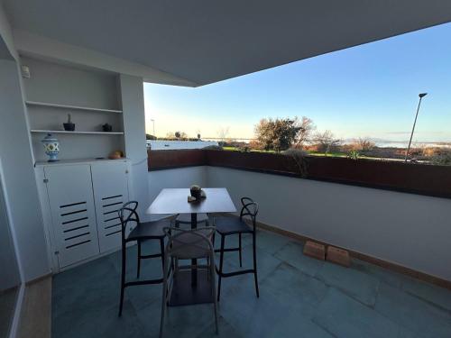Flamingo View apartmentにあるバルコニーまたはテラス