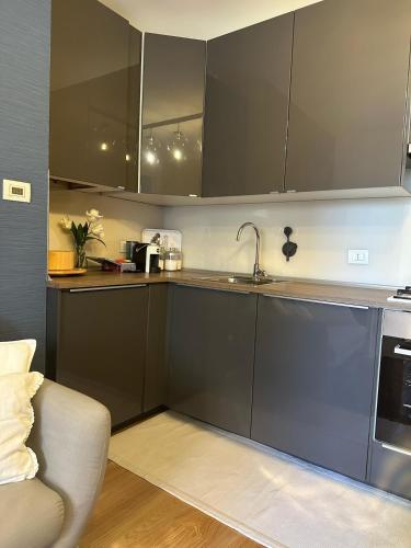 Stylish Navigli Apartment - Comfort & Good Vibes