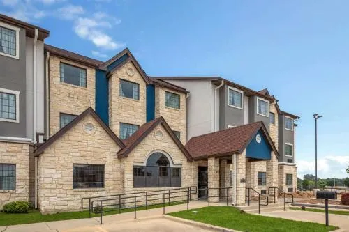Microtel Inn & Suites by Wyndham Buda Austin South in Austin