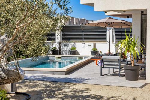 Villa Festina lente a luxury villa in Makarska, heated pool