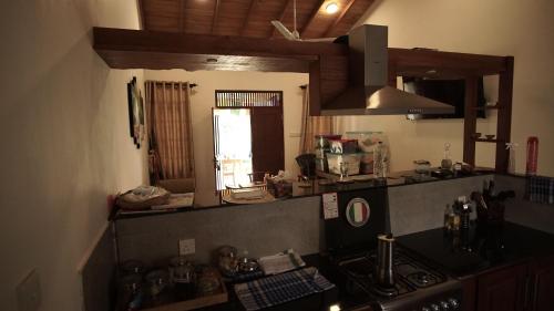 Una cocina o zona de cocina en Neos Palm Paradise