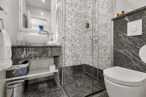 Villa Festina lente a luxury villa in Makarska, heated pool photo 3
