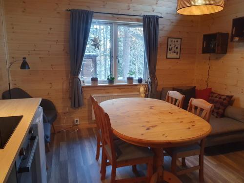 Un lugar para sentarse en Tiny House in the woods