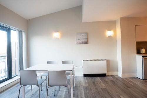 Gallery image of Three Bedroom Apartment - Edward Square Galway in Galway