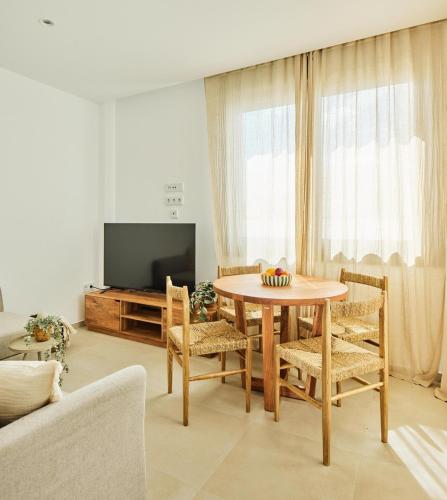 Iceberg Sun - Ático moderno con piscina, parking