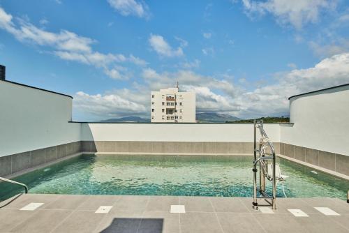 Swimmingpoolen hos eller tæt på TARIFA ICEBERG 15 - Nuevo Ático Garaje y Piscina