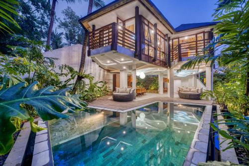 Jungle Flower Villas