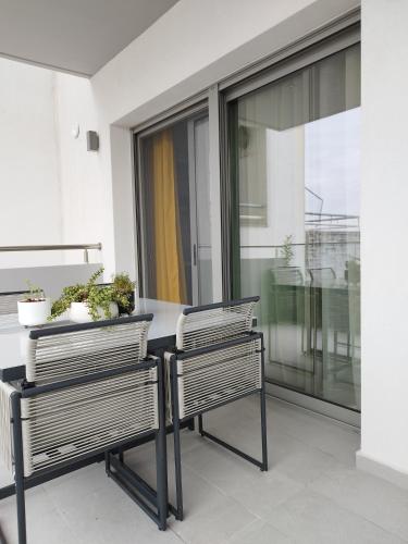 Habitat Lobby - central modern penthouse with private parking Trikala