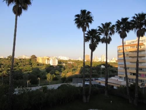 Το κτήριο όπου στεγάζεται  το διαμέρισμα