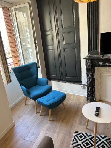 Μια τηλεόραση ή/και κέντρο ψυχαγωγίας στο Gîte Cosy - 35 m2 - T2 Hyper Centre - Tout équipé