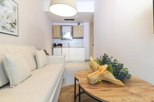 Cucina o angolo cottura di LIMNI Boutique Experience Evia