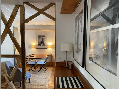 Cozy Apartment - City Center, Sunny and Pratical