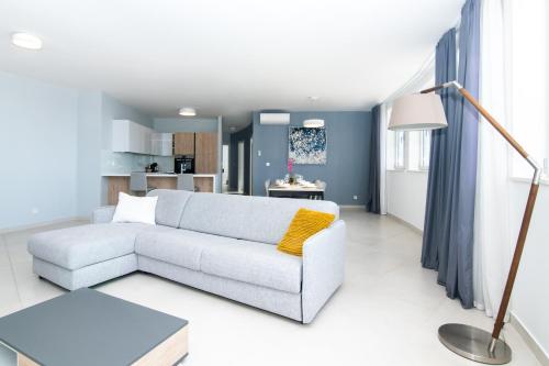 Supreme Seaview Apartment Adriatico Grand with free Parking