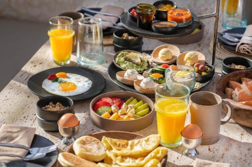 Mad på riaden eller i nærheden