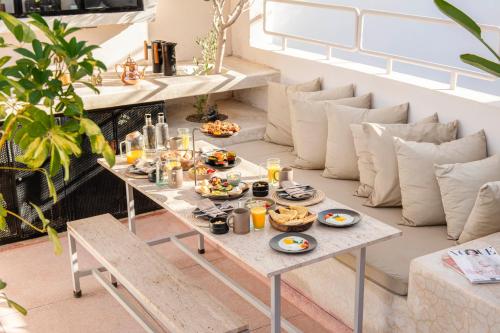 Mad på riaden eller i nærheden